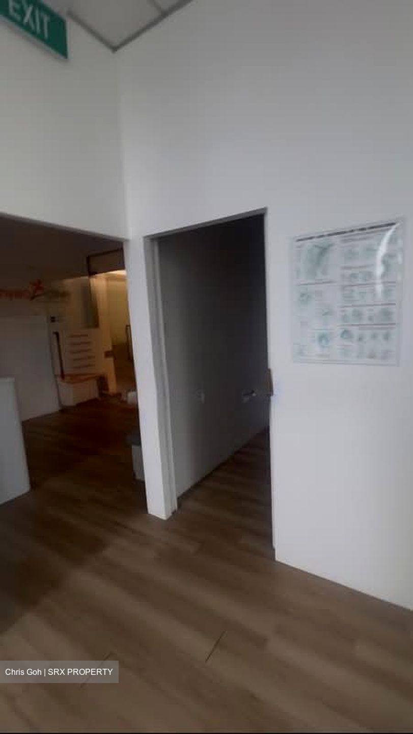 Connexion (D8), Retail #526467641